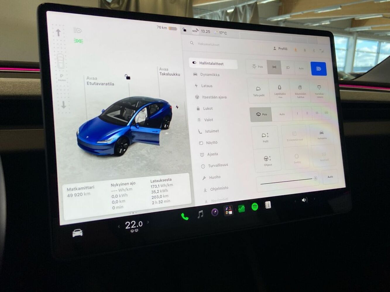 Tesla Model 3 vaihtoauto