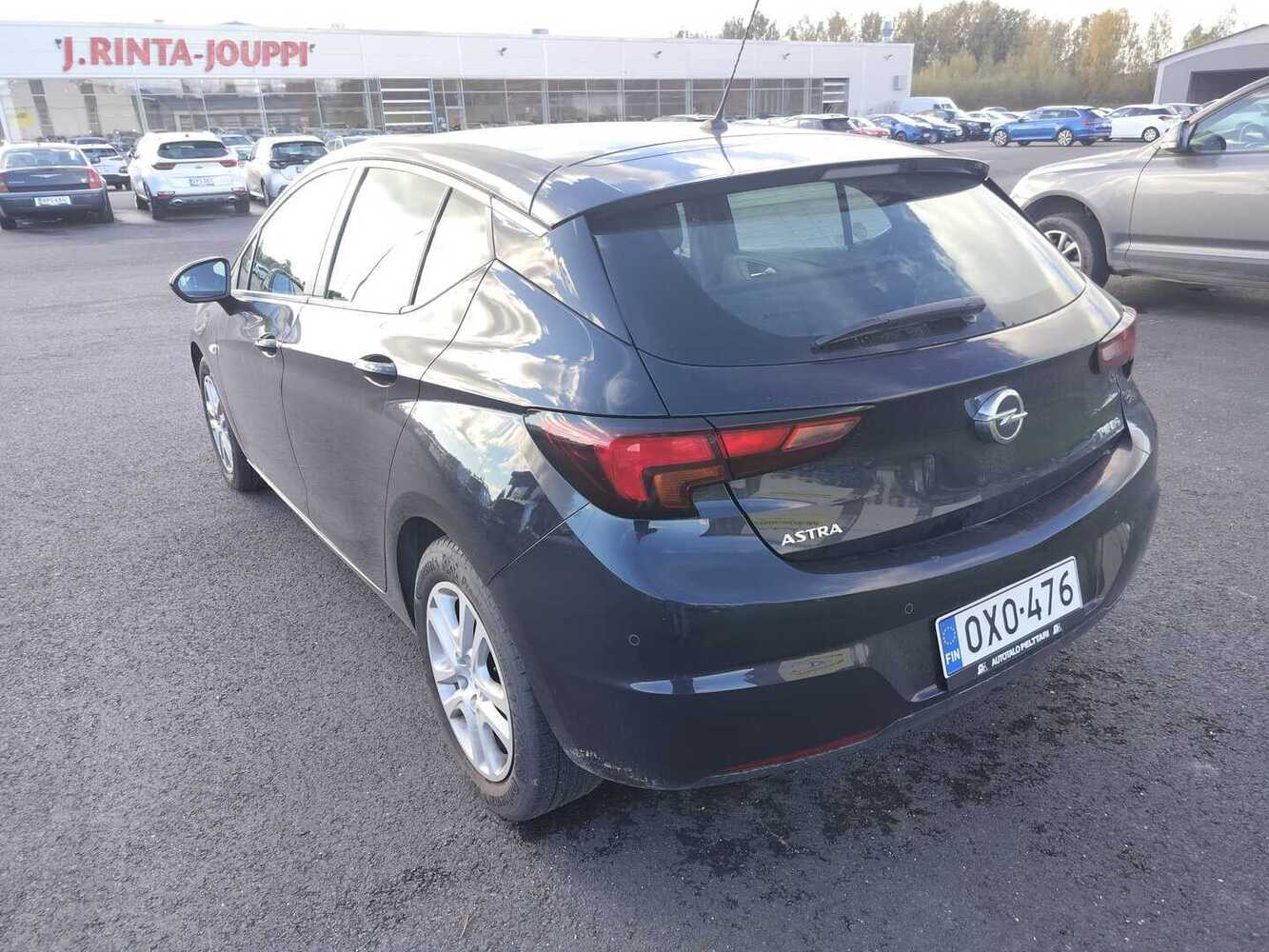 Opel Astra vaihtoauto