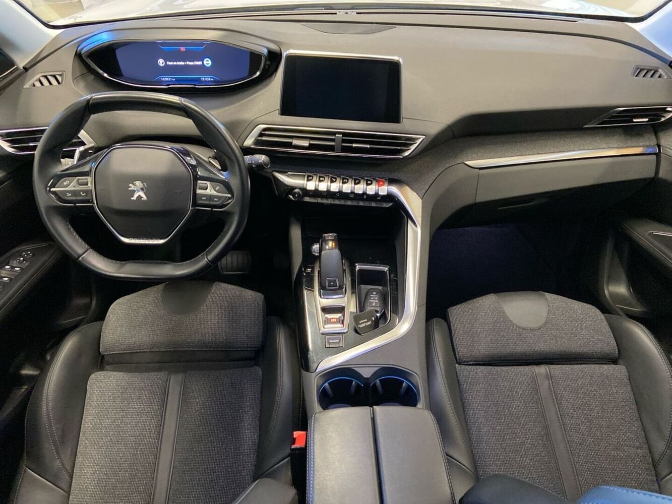 Peugeot 5008 vaihtoauto