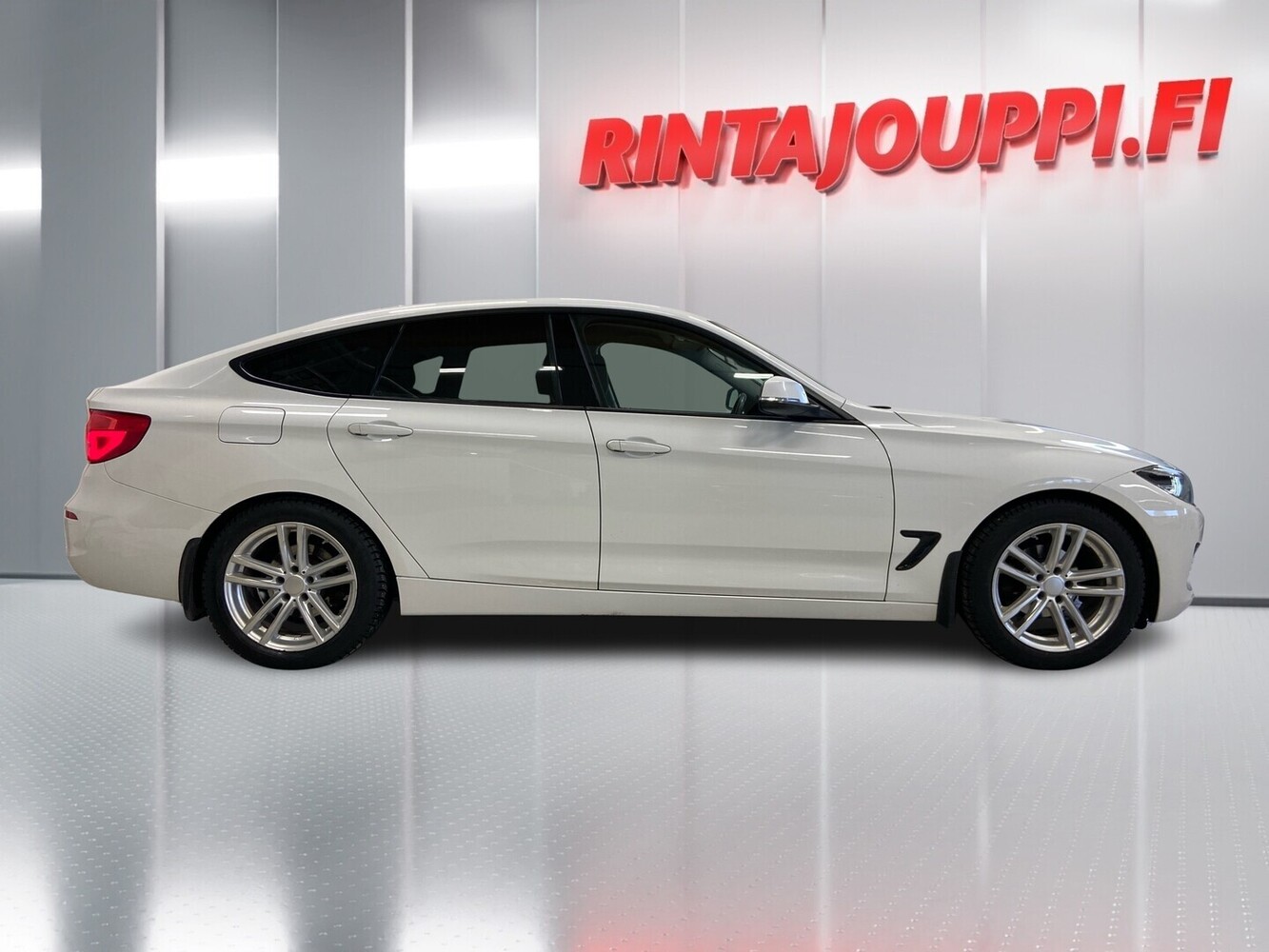 BMW 320 vaihtoauto