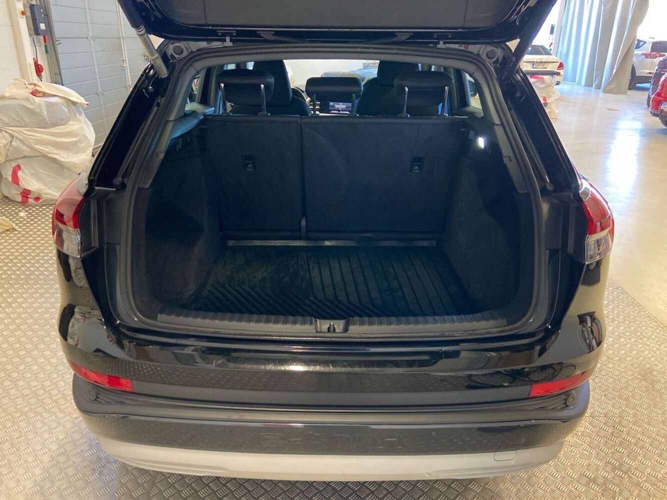 Audi Q4 e-tron vaihtoauto