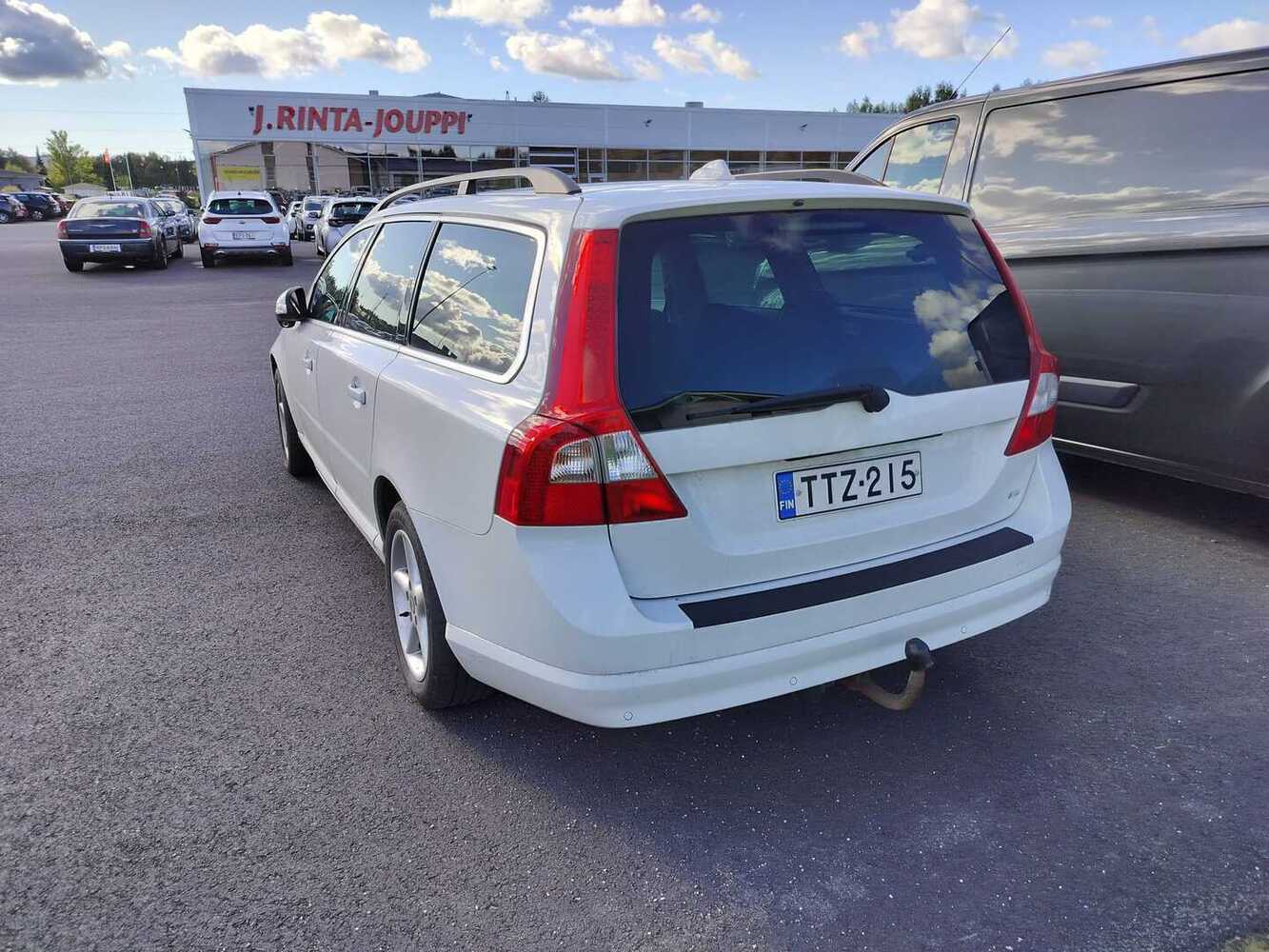 Volvo V70 vaihtoauto