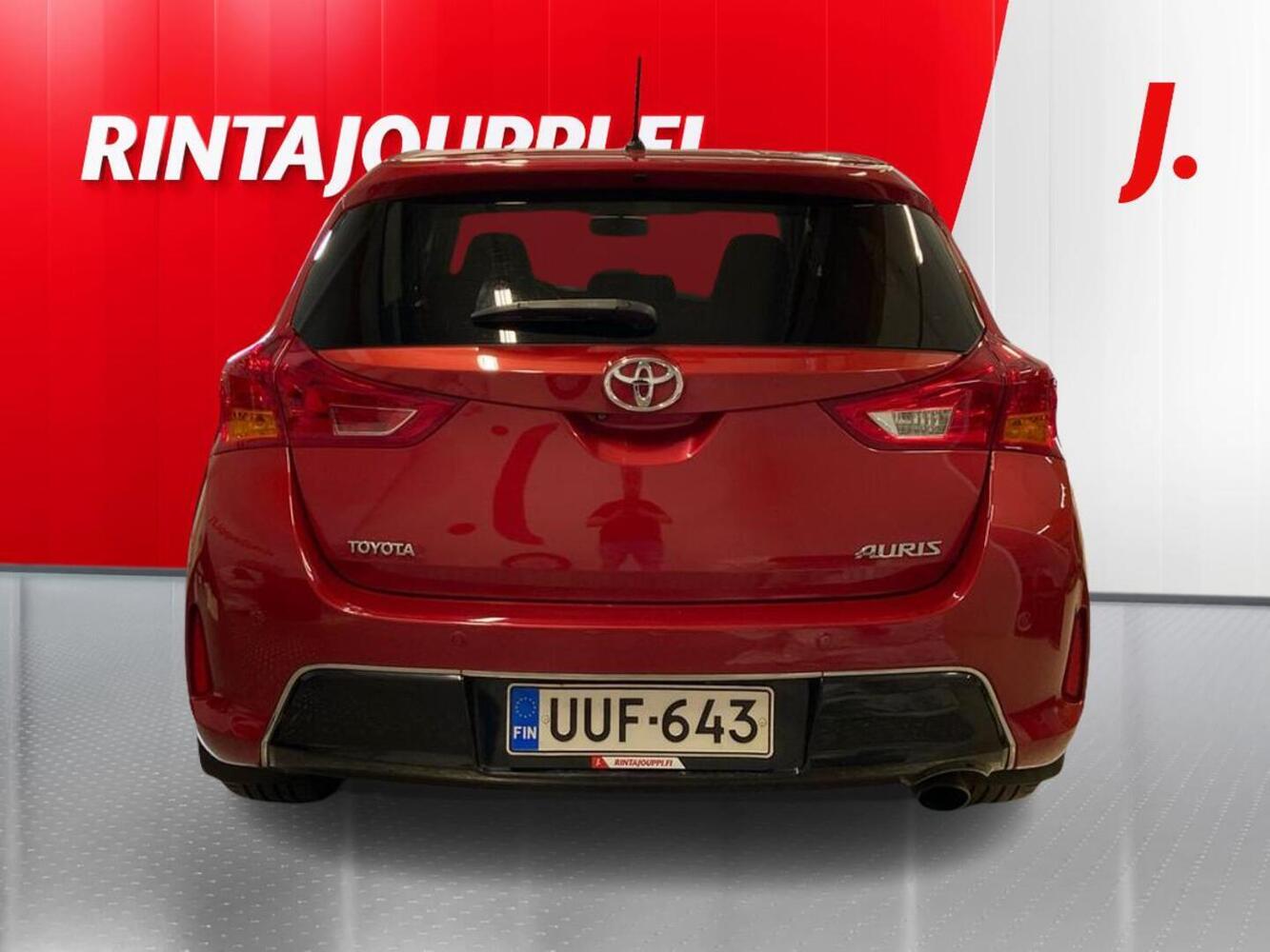 Toyota Auris vaihtoauto
