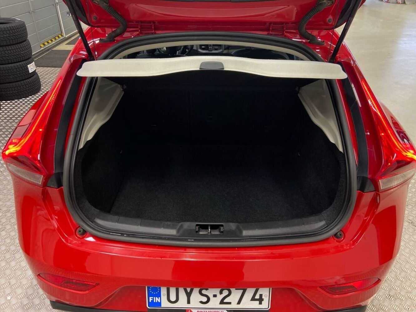 Volvo V40 vaihtoauto