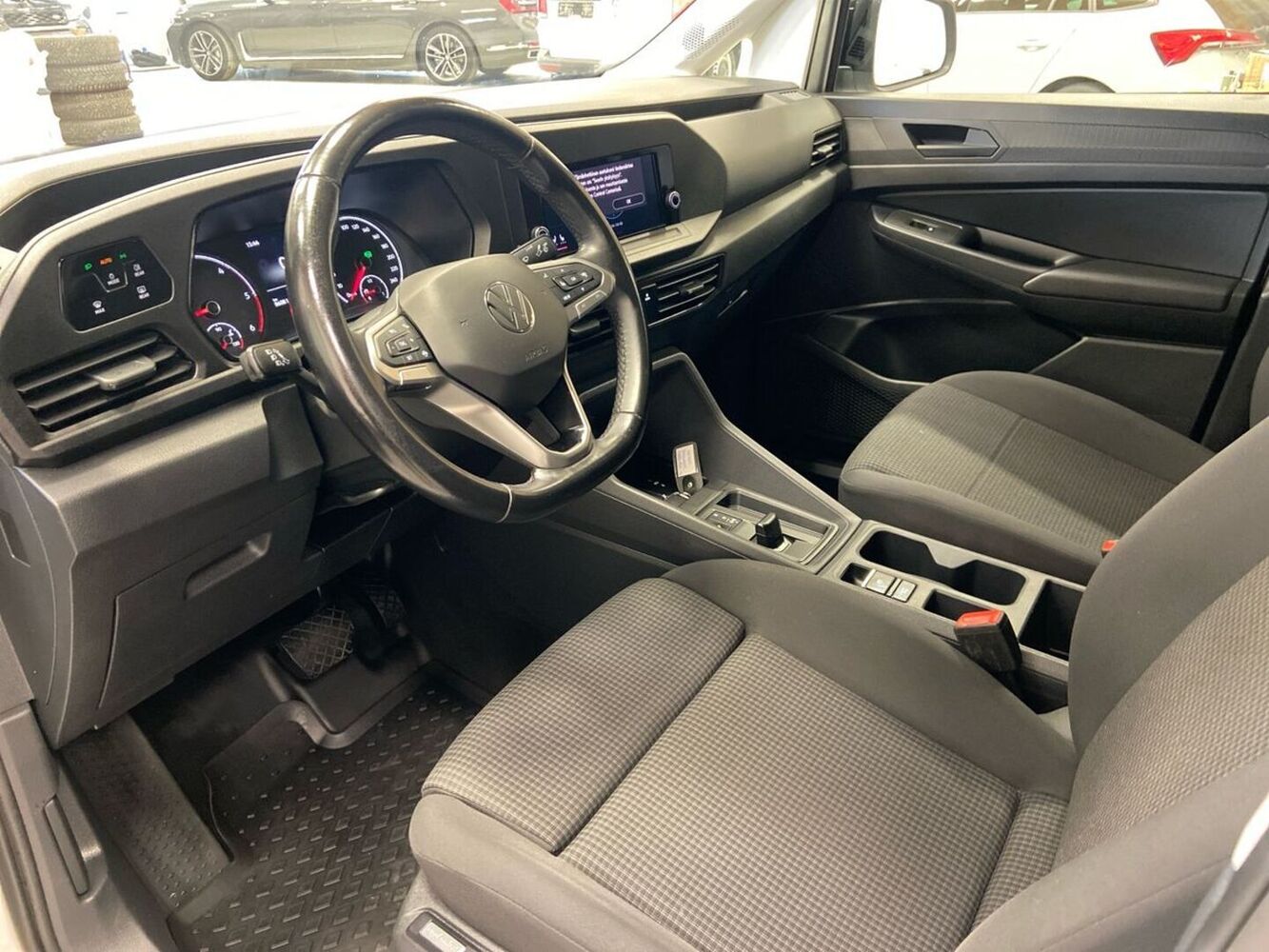 Volkswagen Caddy Maxi vaihtoauto