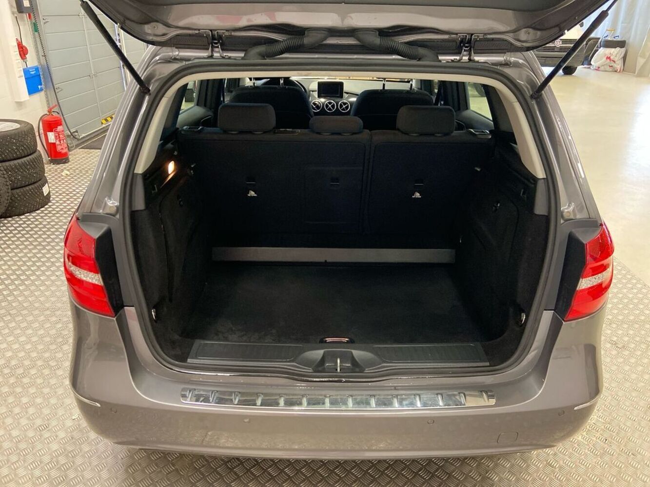 Mercedes-Benz B vaihtoauto