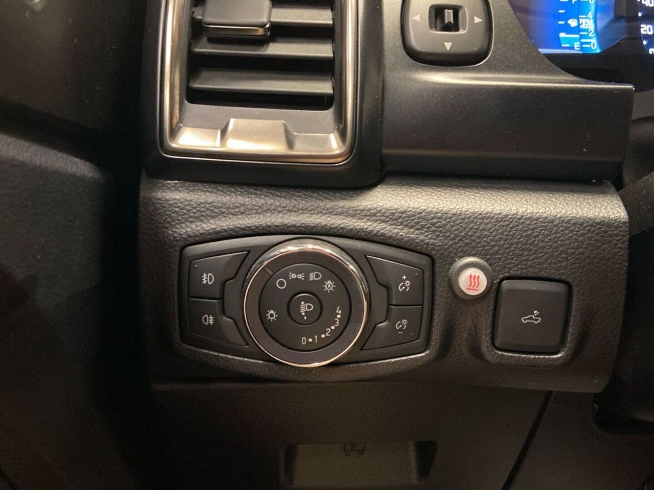 Ford Ranger vaihtoauto