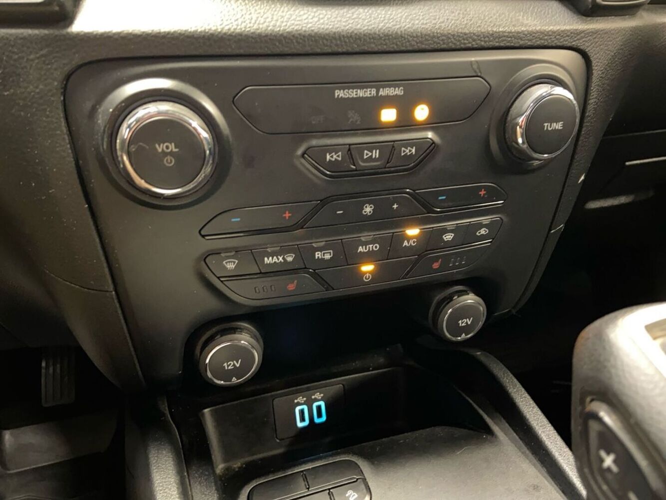 Ford Ranger vaihtoauto
