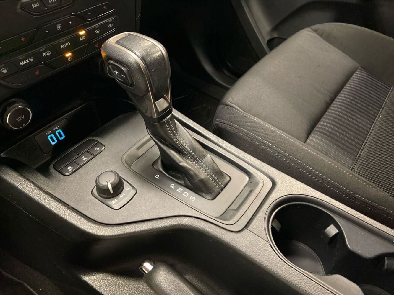 Ford Ranger vaihtoauto