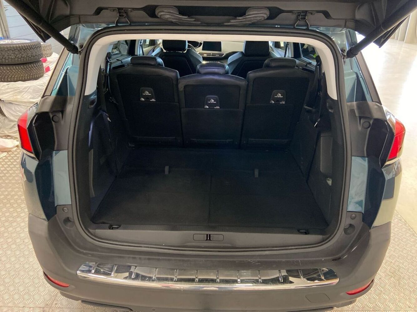 Peugeot 5008 vaihtoauto