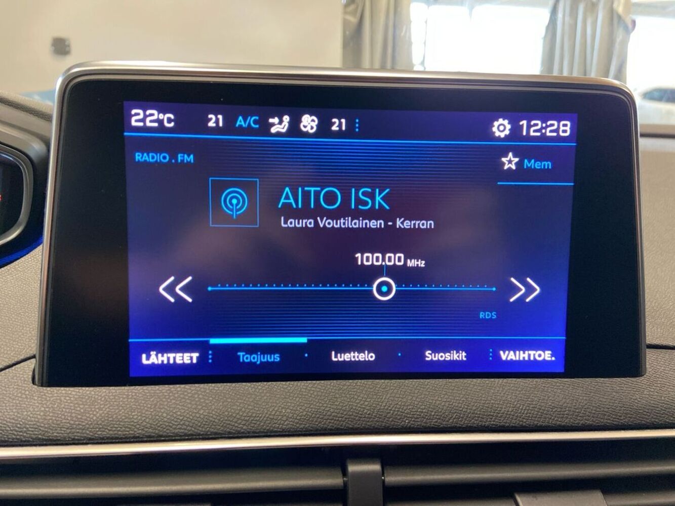Peugeot 5008 vaihtoauto