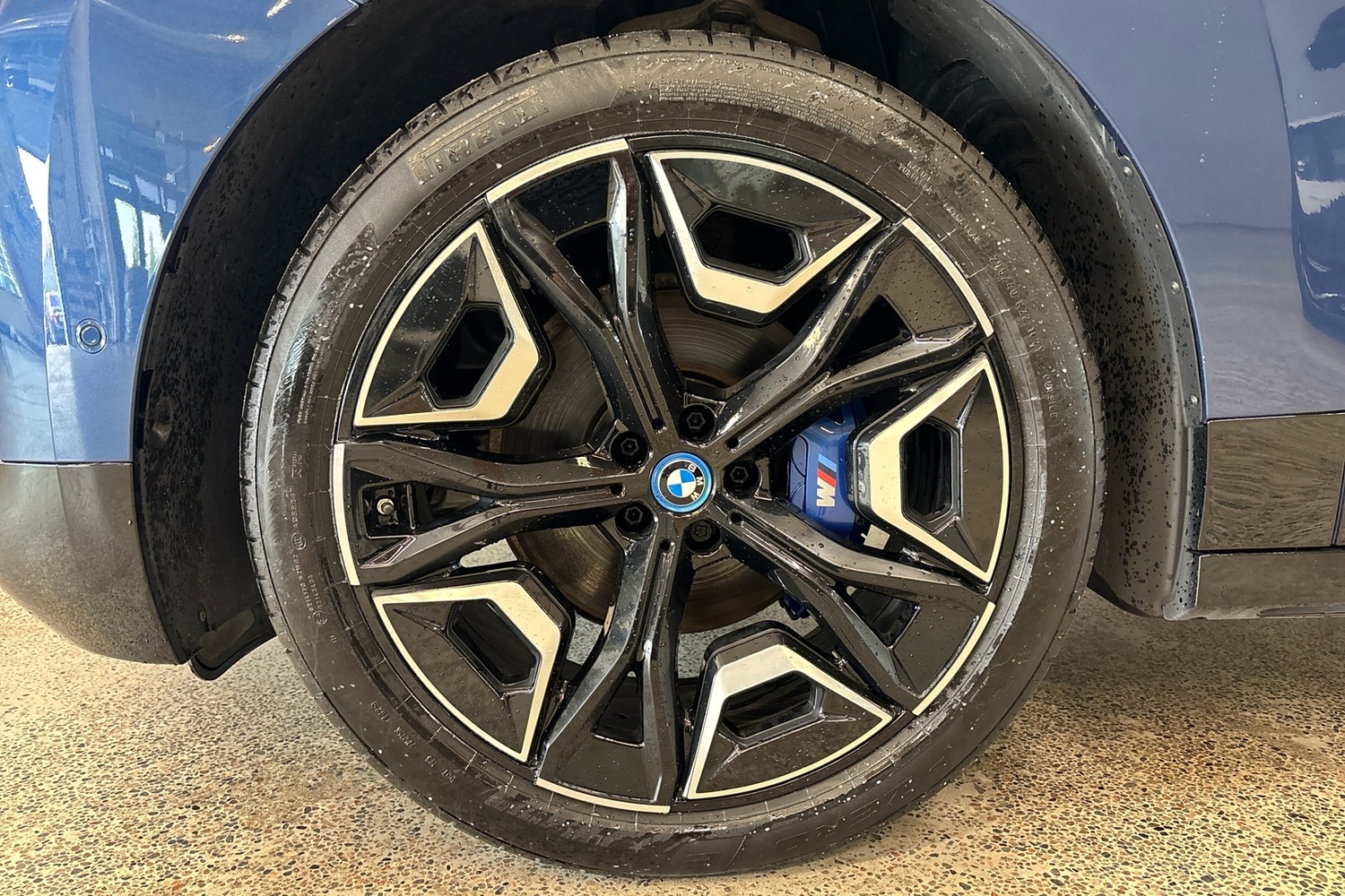 BMW iX M60 vaihtoauto