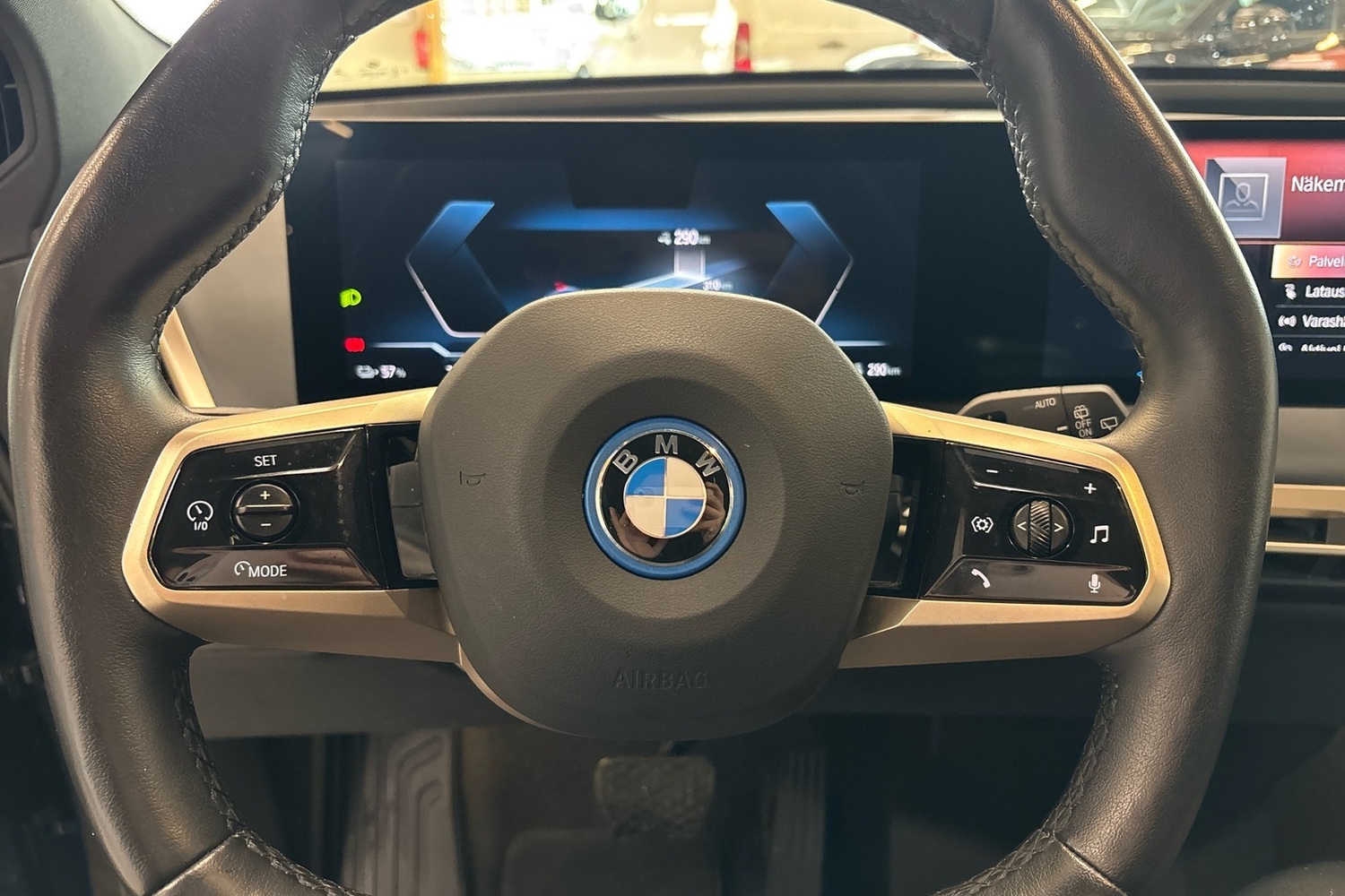 BMW iX M60 vaihtoauto