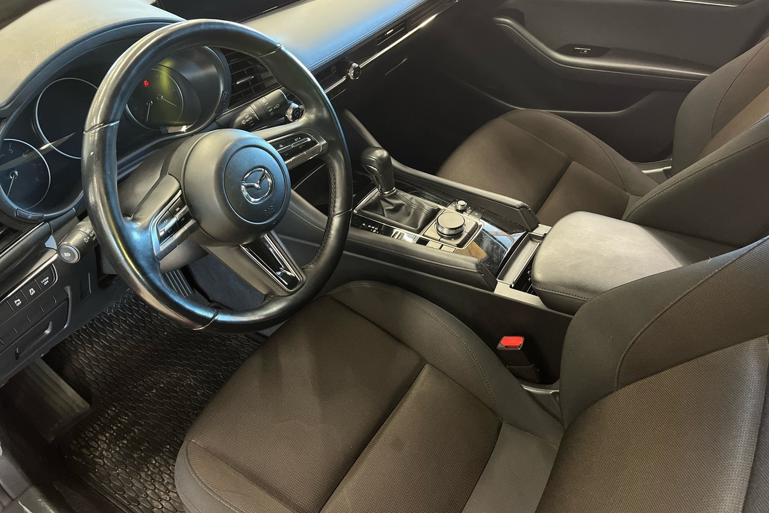 Mazda 3 vaihtoauto