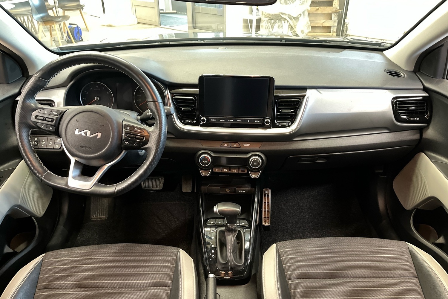 Kia Stonic vaihtoauto