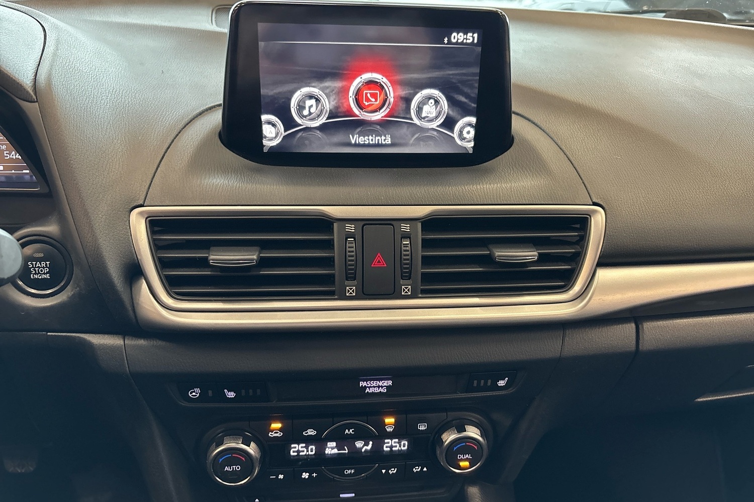 Mazda 3 vaihtoauto