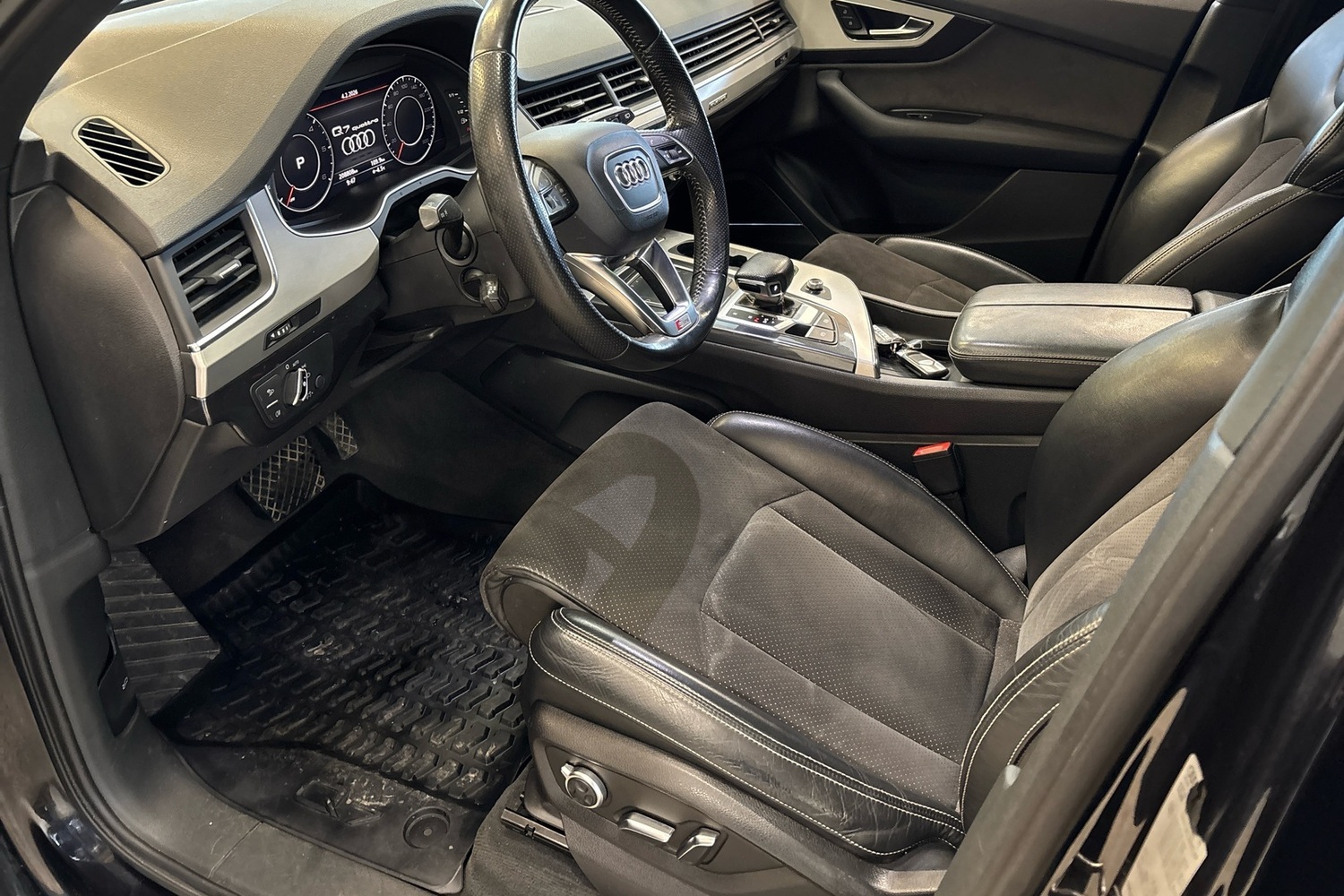 Audi Q7 vaihtoauto
