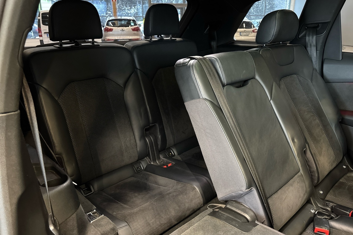 Audi Q7 vaihtoauto