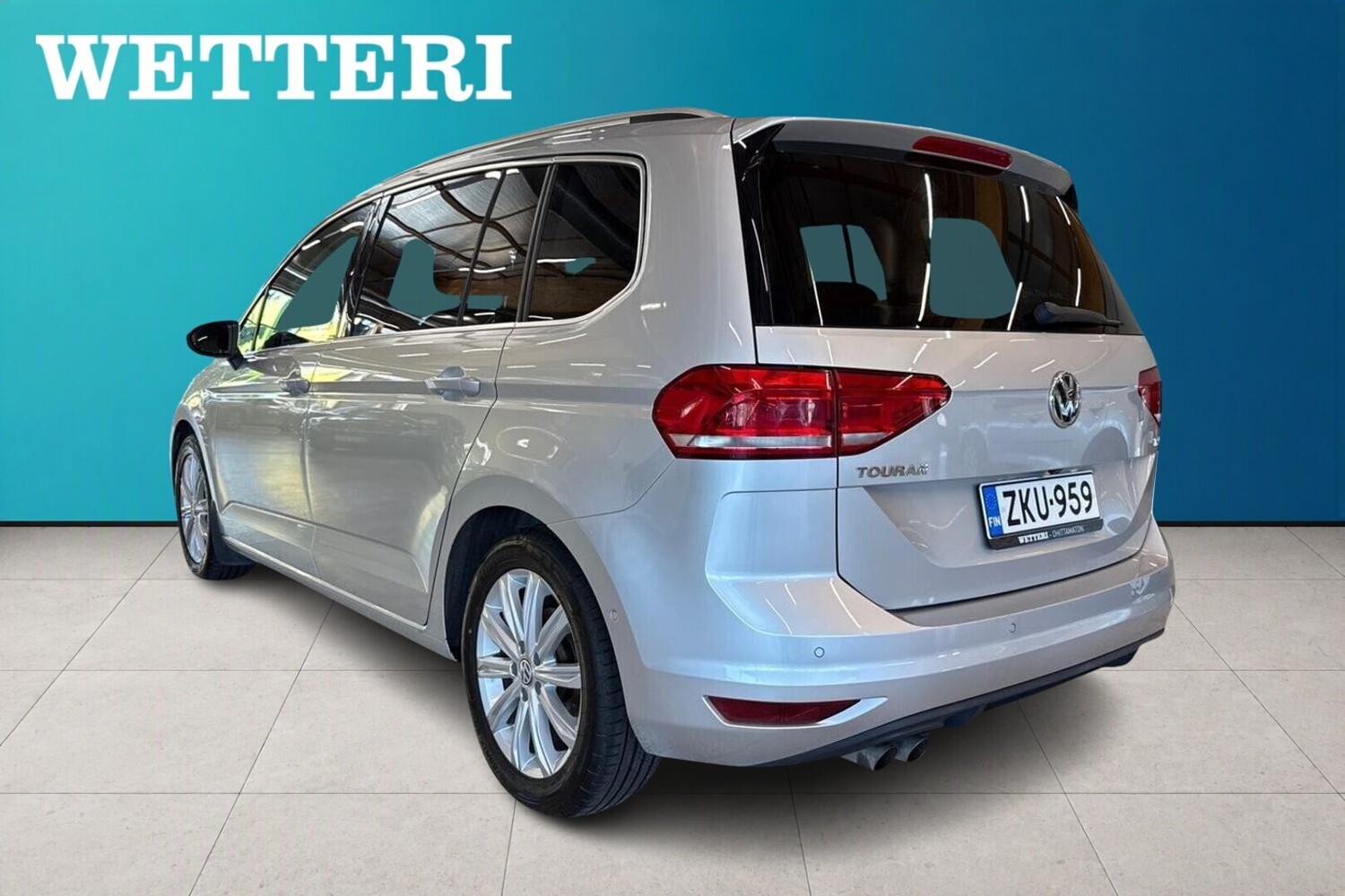 Volkswagen Touran vaihtoauto