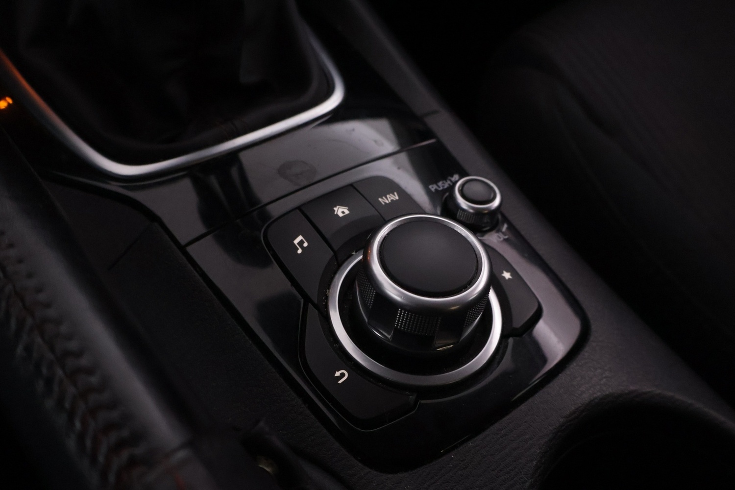 Mazda 3 vaihtoauto