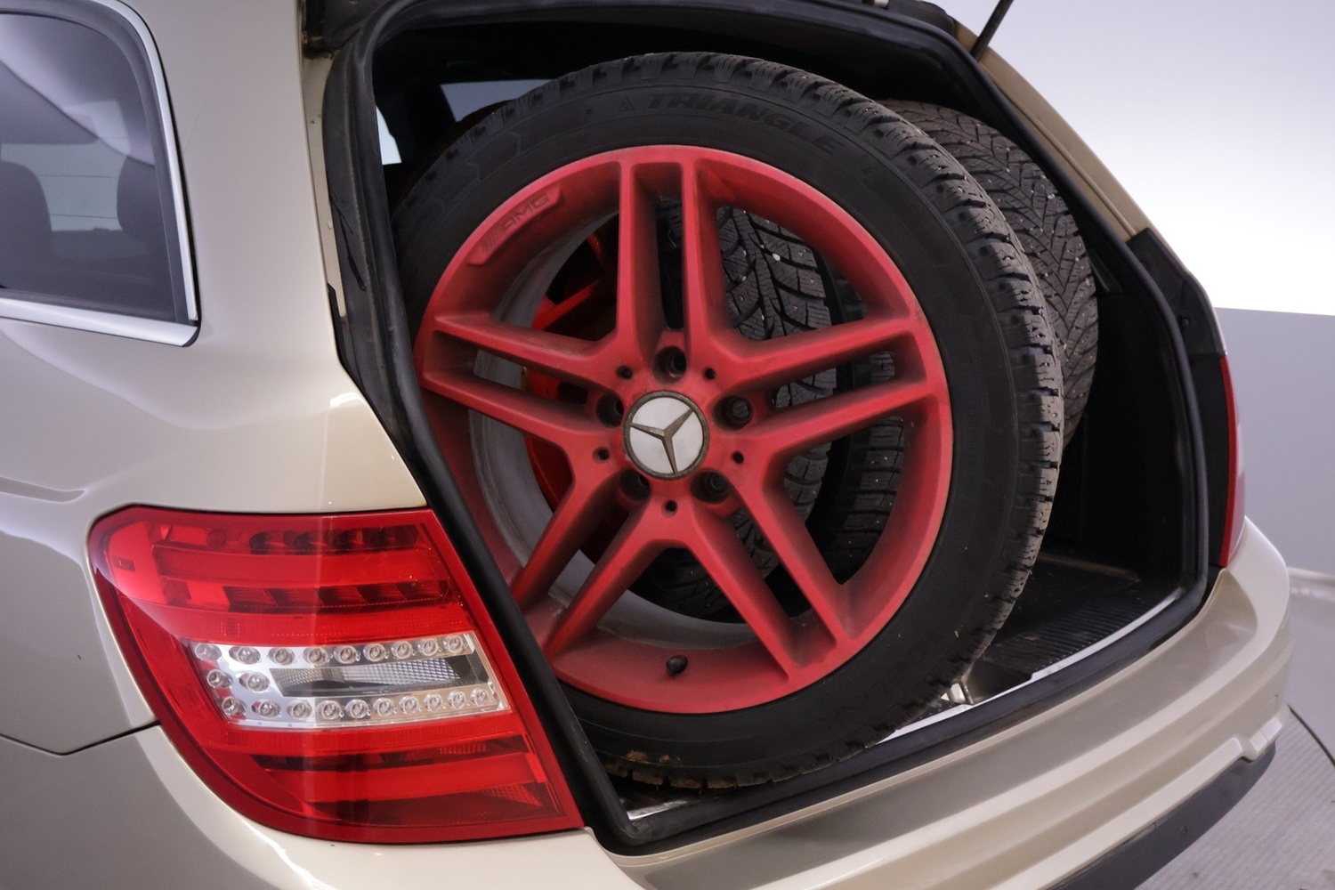 Mercedes-Benz C vaihtoauto