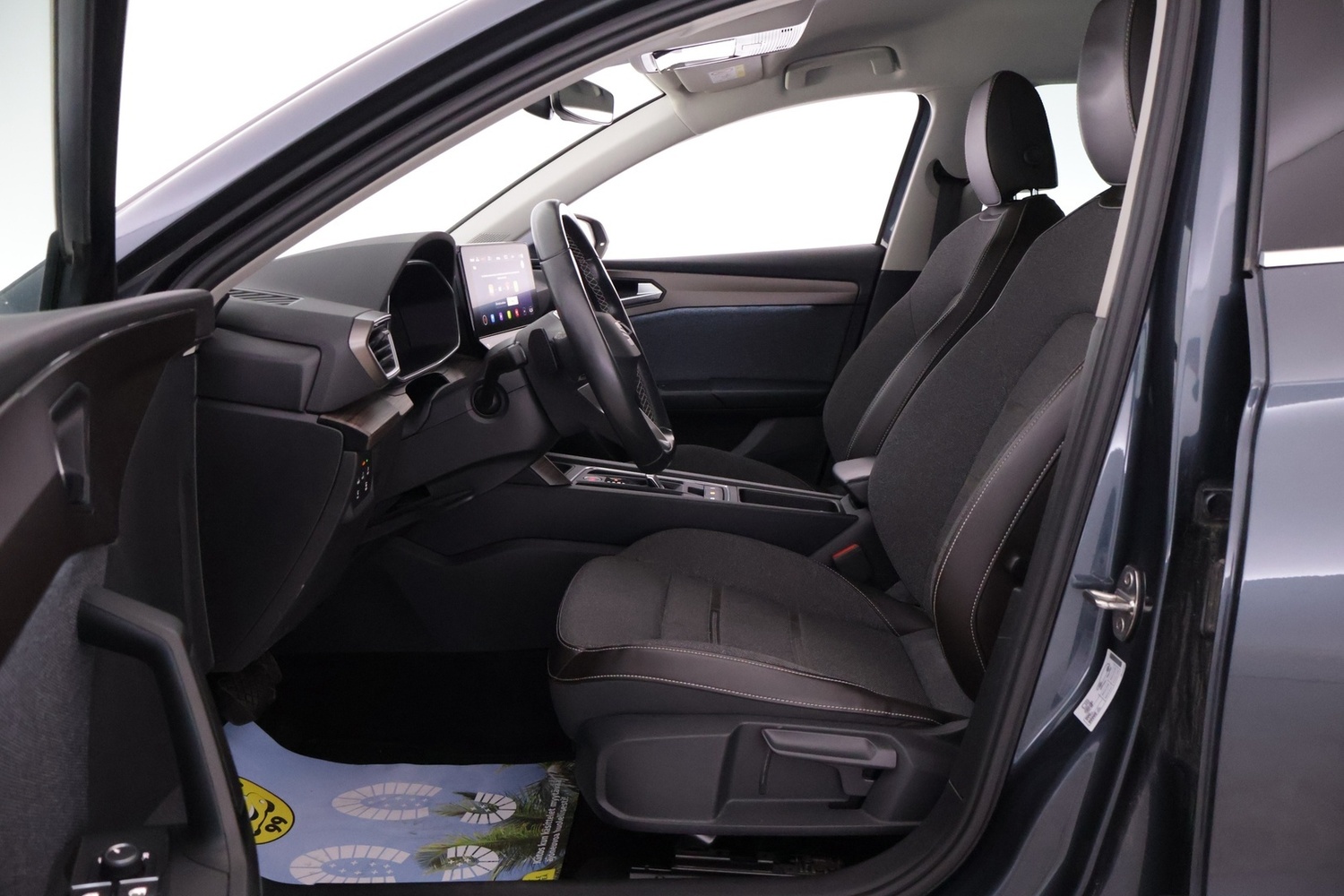 SEAT Leon Sportstourer vaihtoauto