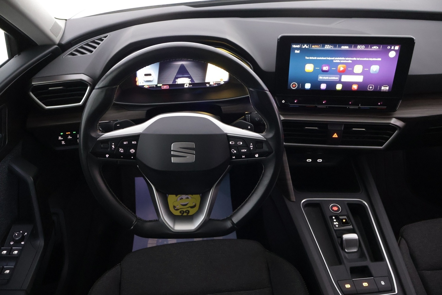 SEAT Leon Sportstourer vaihtoauto