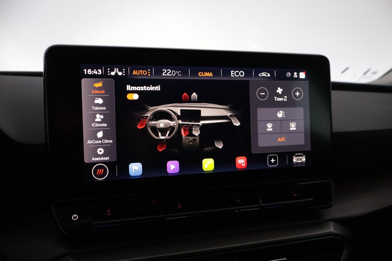 SEAT Leon Sportstourer vaihtoauto