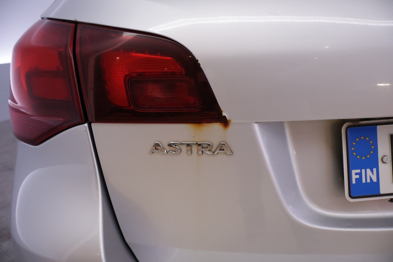 Opel Astra vaihtoauto