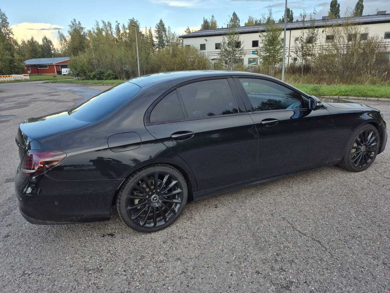 Mercedes-Benz E vaihtoauto