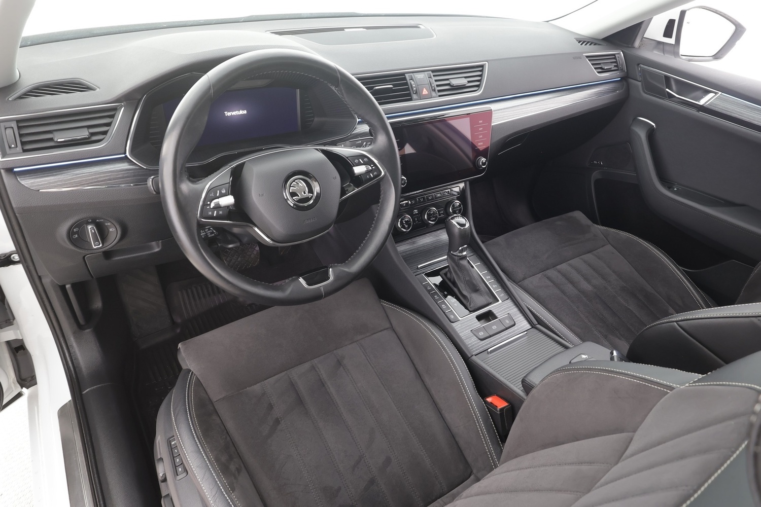 Skoda Superb vaihtoauto