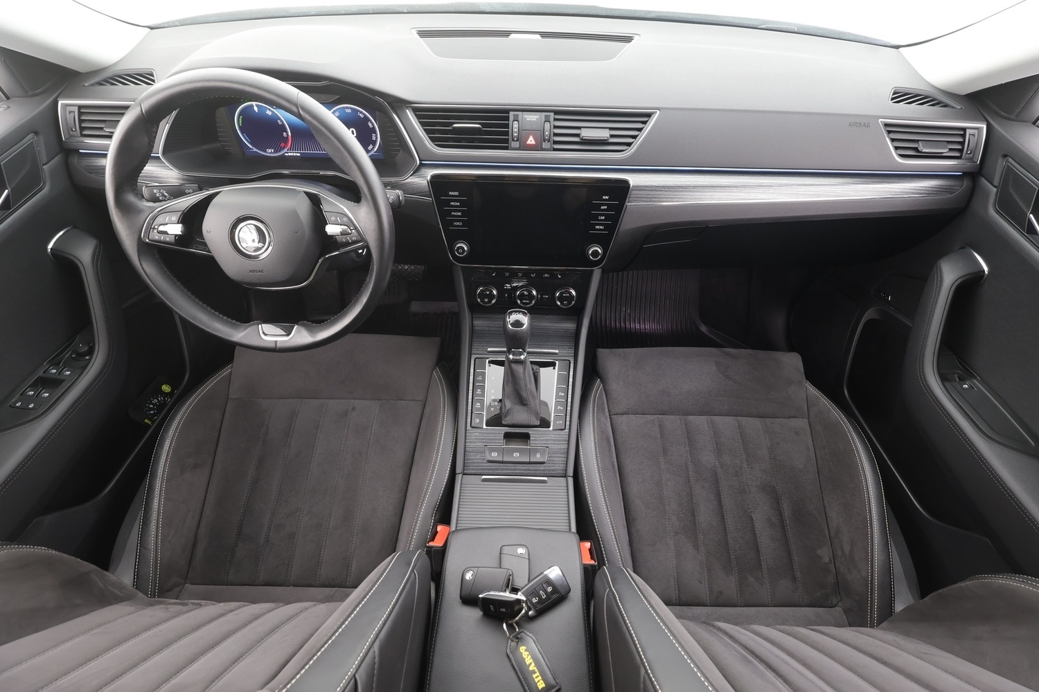 Skoda Superb vaihtoauto