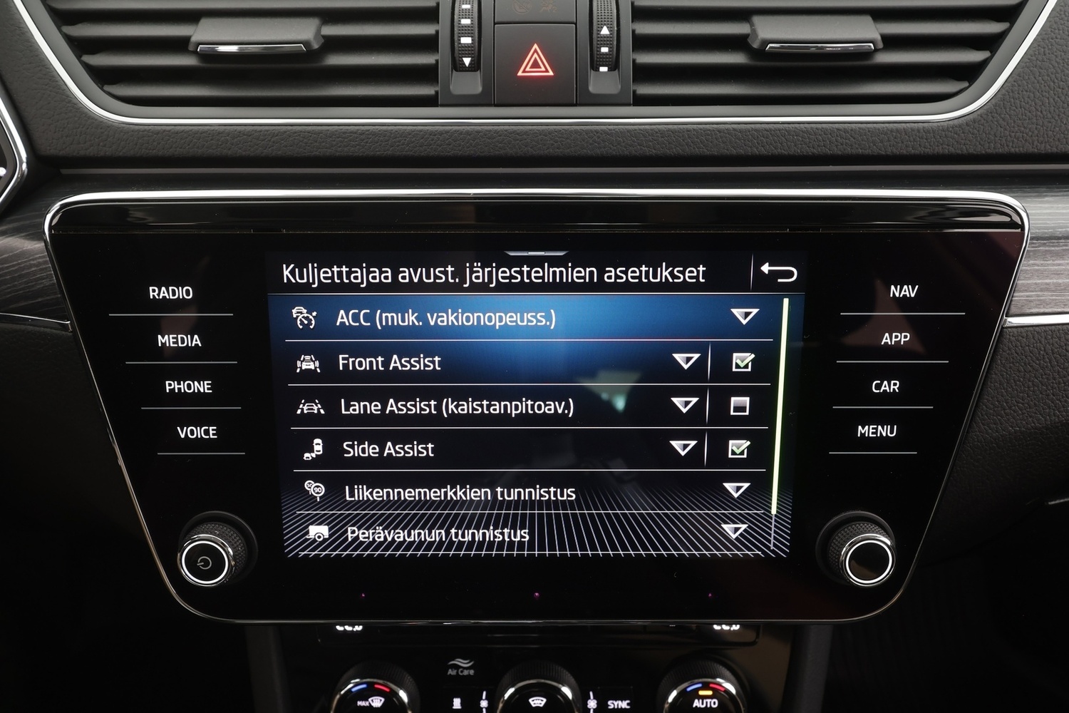 Skoda Superb vaihtoauto