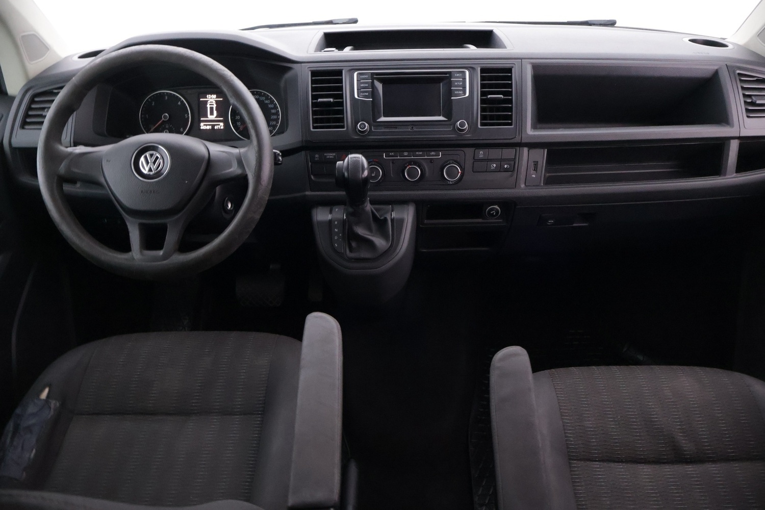 Volkswagen Caravelle vaihtoauto
