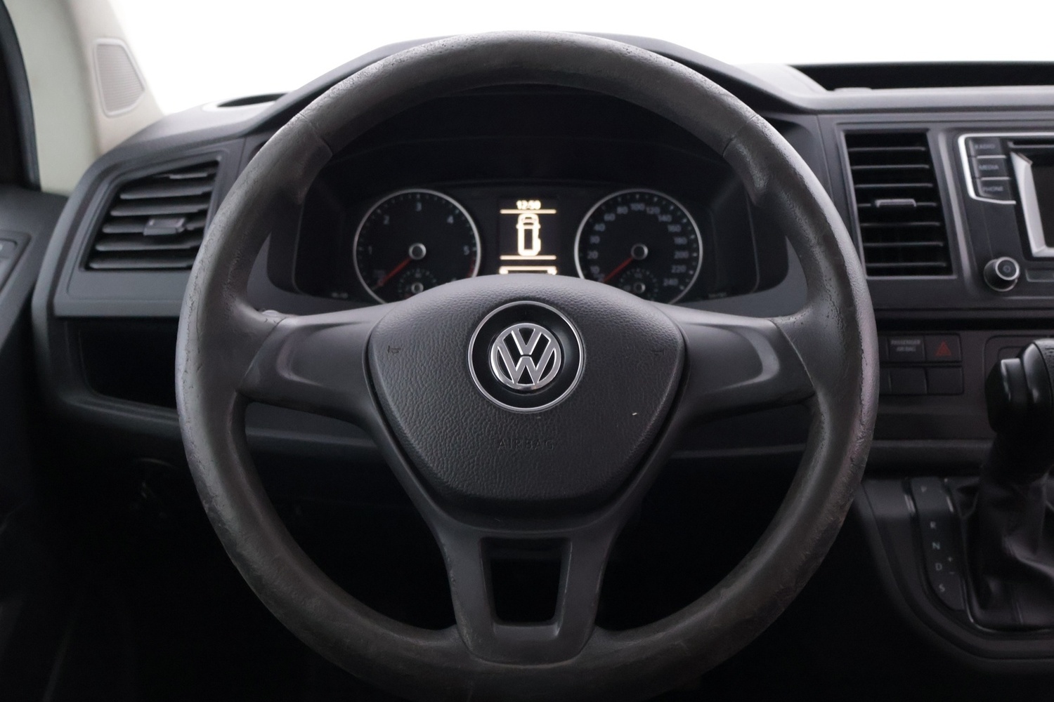 Volkswagen Caravelle vaihtoauto