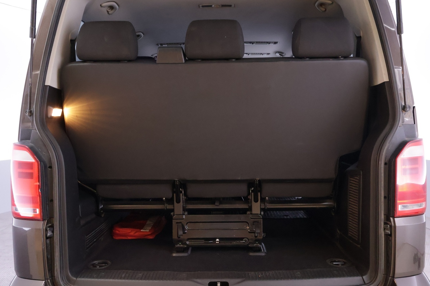 Volkswagen Caravelle vaihtoauto