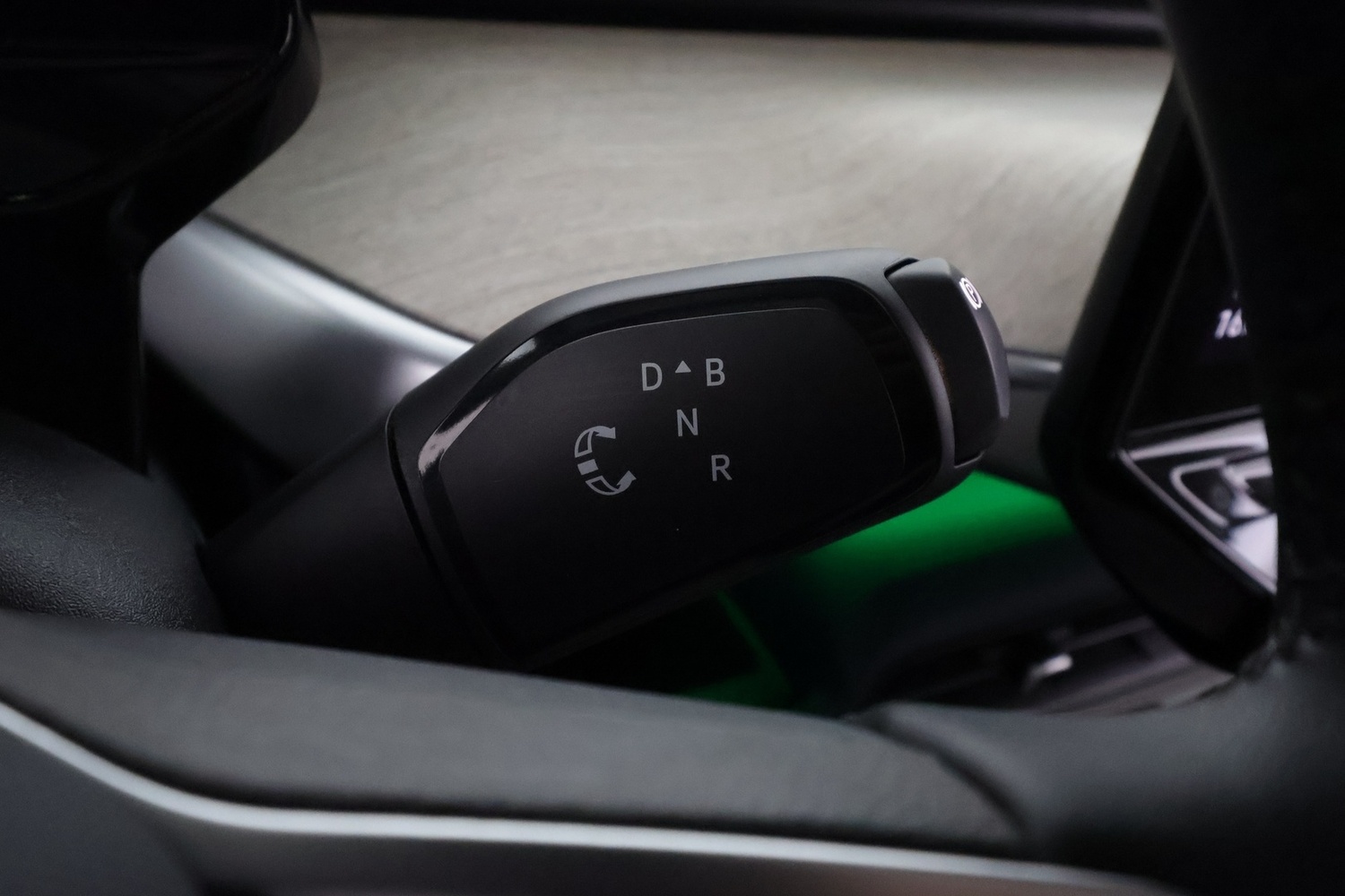 Volkswagen ID. Buzz vaihtoauto