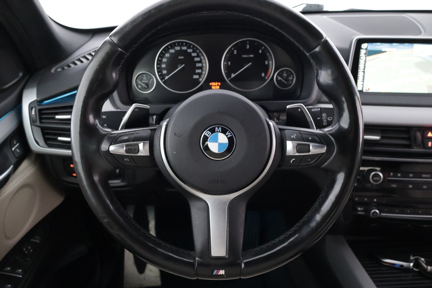 BMW X5 vaihtoauto