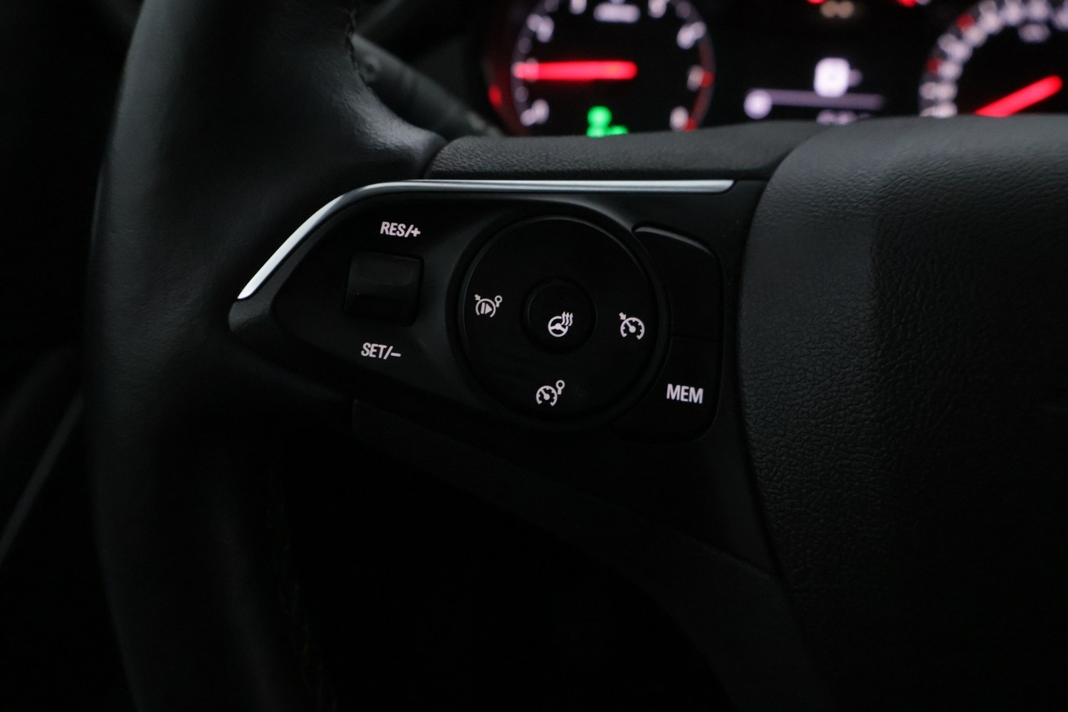 Opel Crossland X vaihtoauto