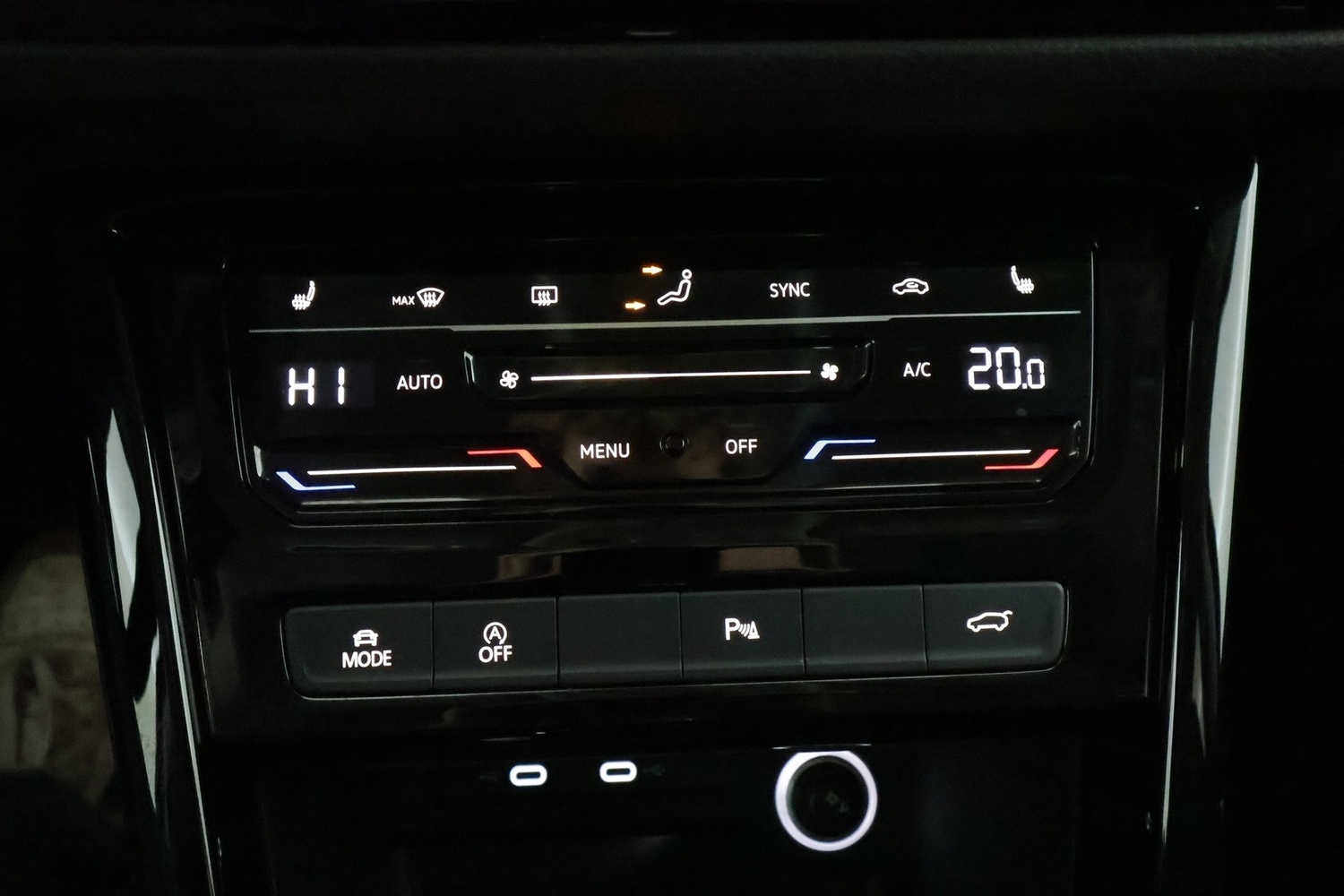 Volkswagen Touran vaihtoauto