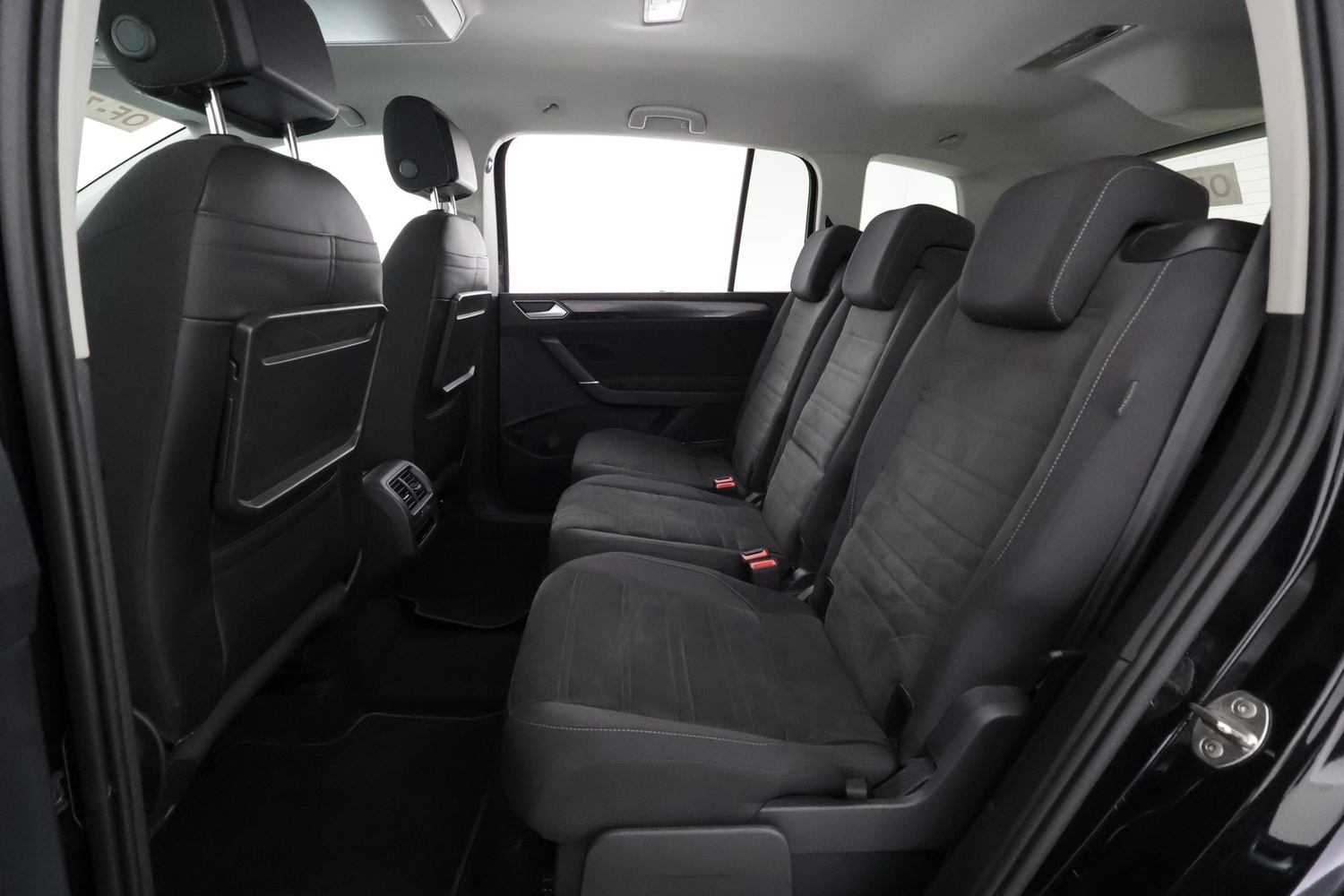 Volkswagen Touran vaihtoauto