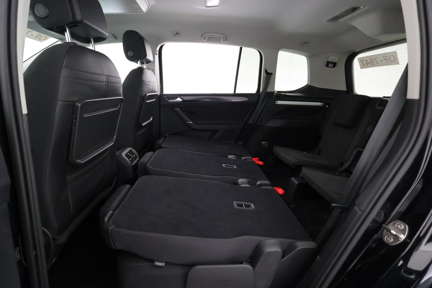 Volkswagen Touran vaihtoauto