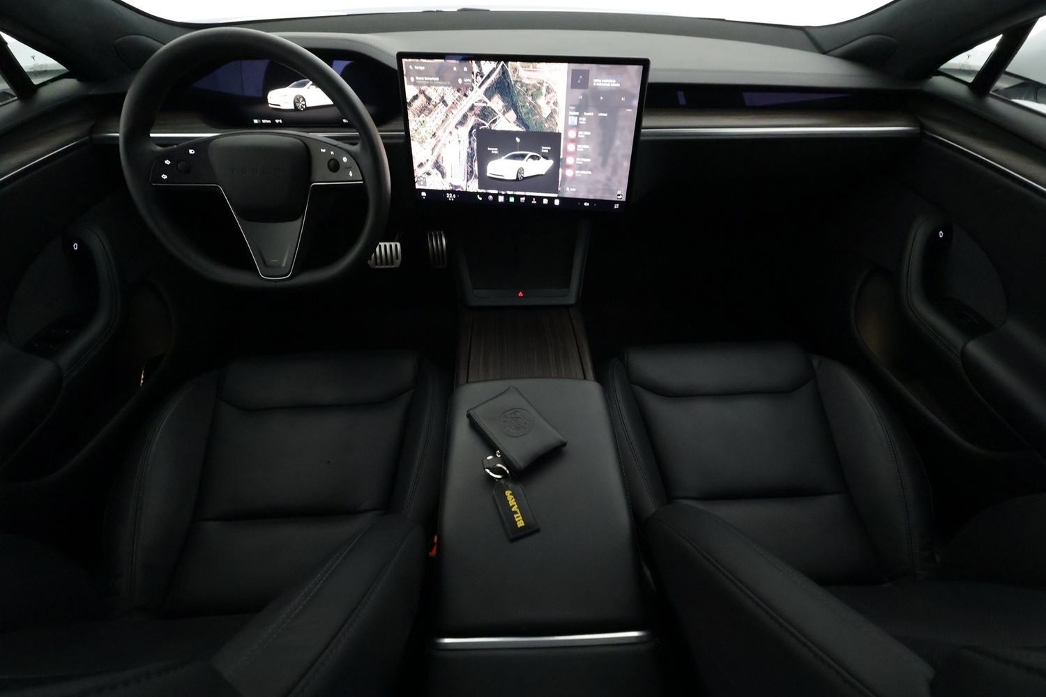 Tesla Model S vaihtoauto