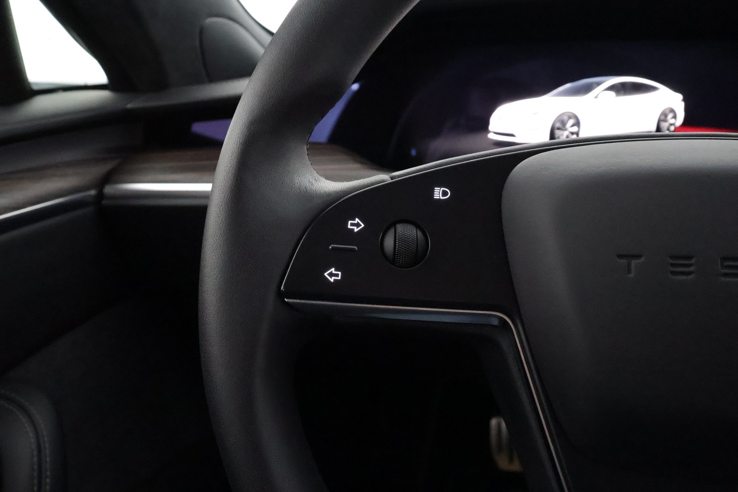 Tesla Model S vaihtoauto