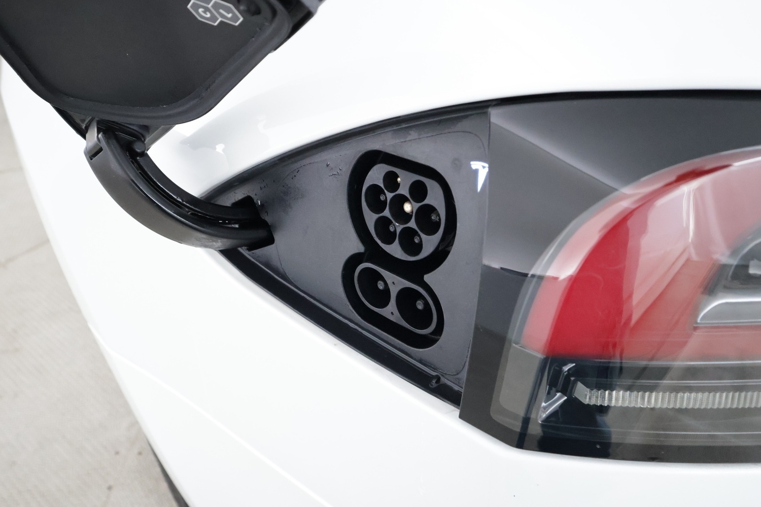 Tesla Model S vaihtoauto