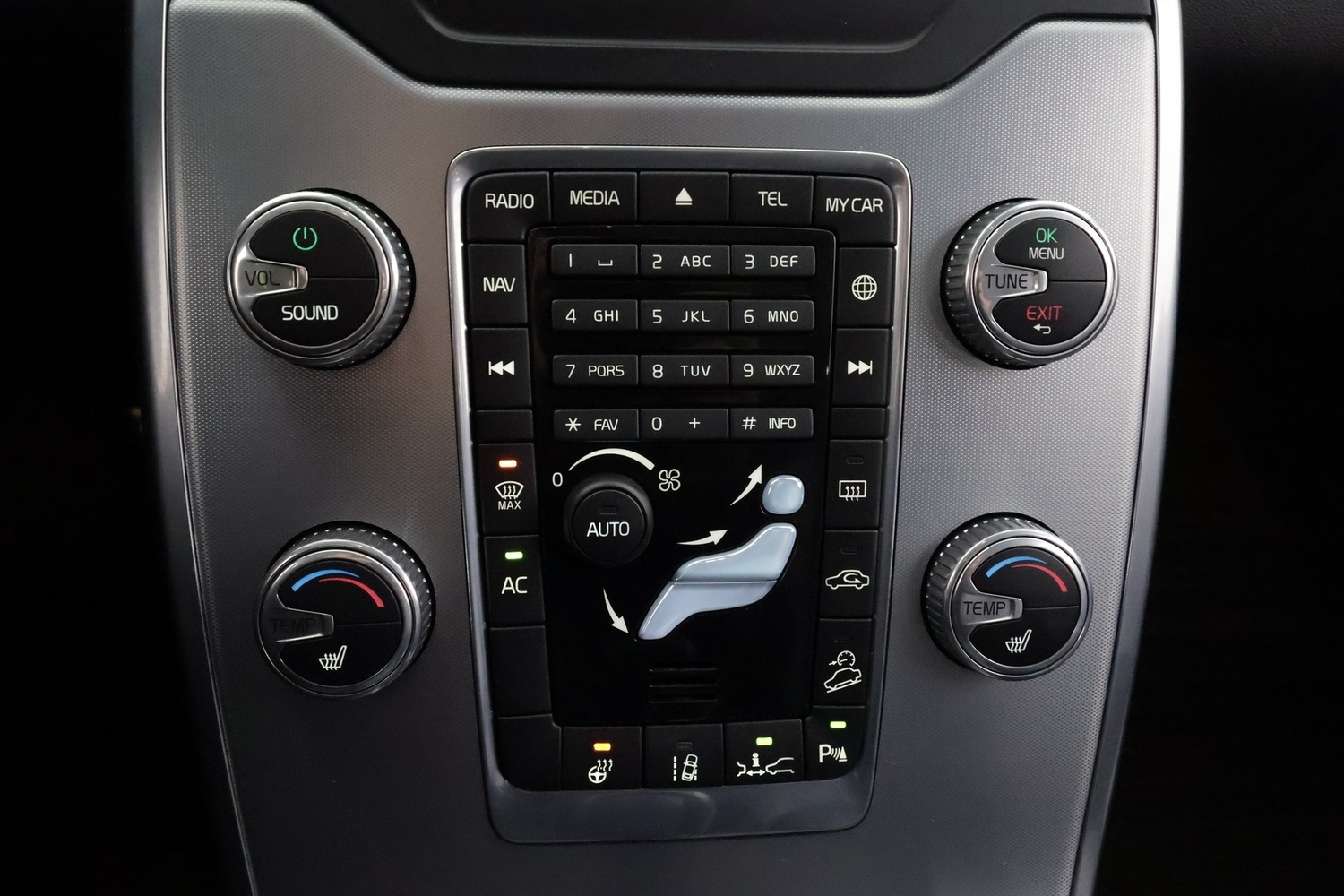 Volvo XC70 vaihtoauto