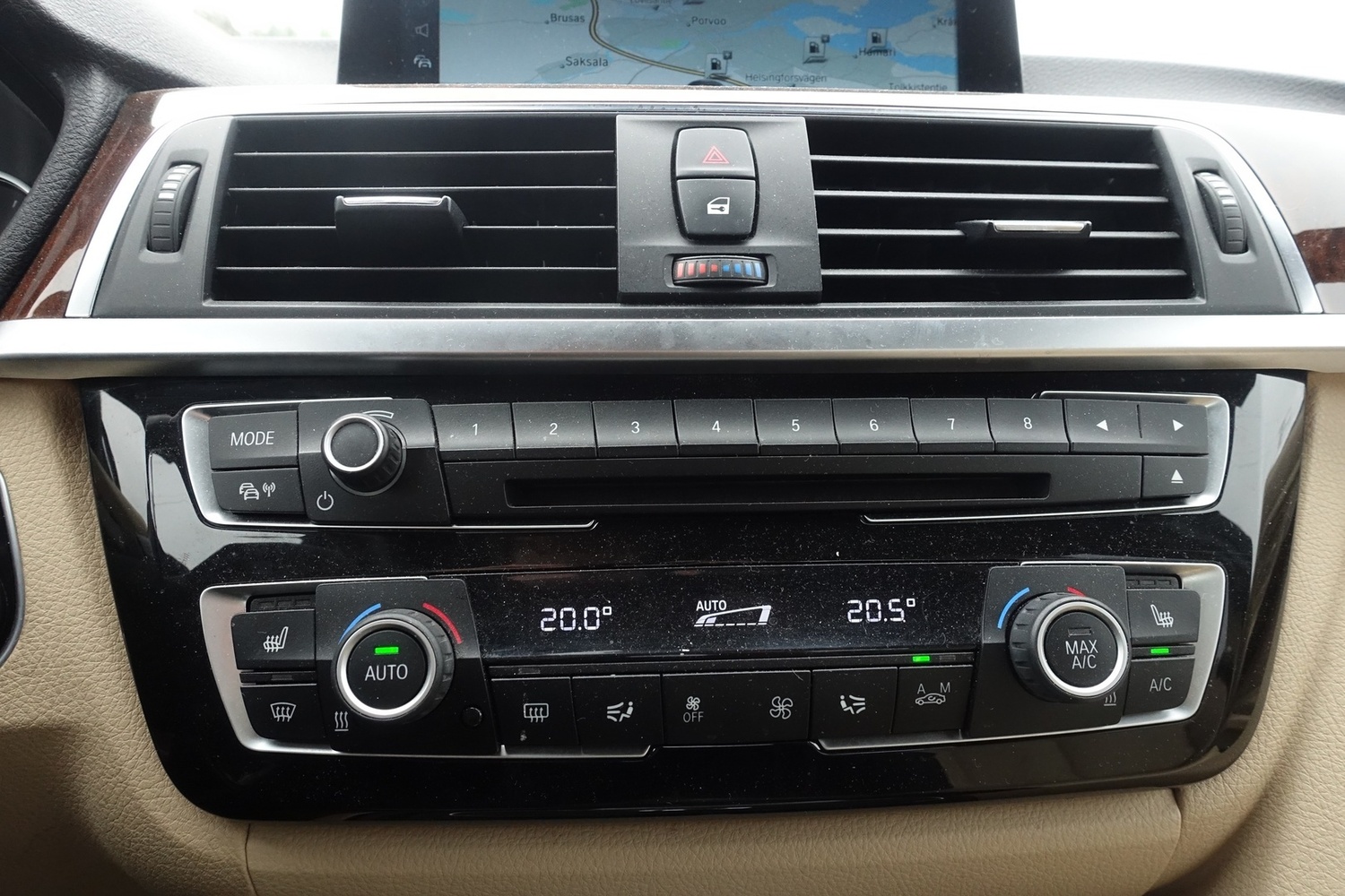 BMW 330 vaihtoauto