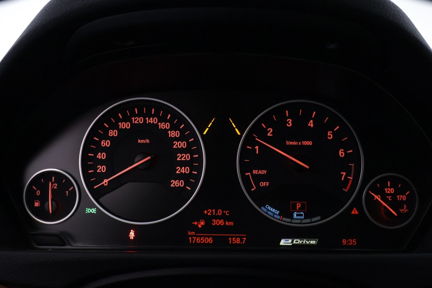 BMW 330 vaihtoauto