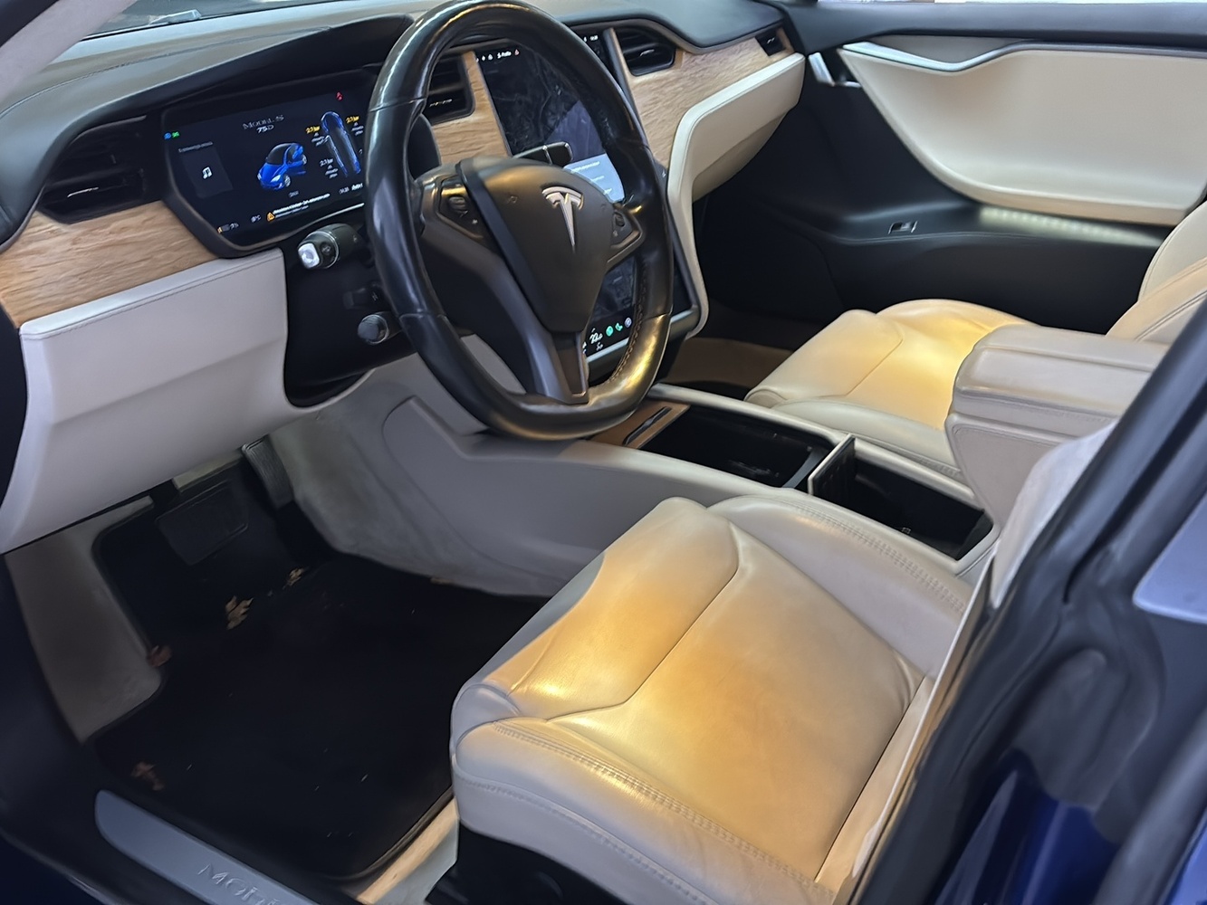 Tesla Model S vaihtoauto