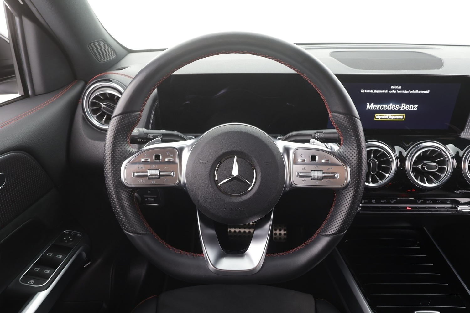 Mercedes-Benz EQB vaihtoauto
